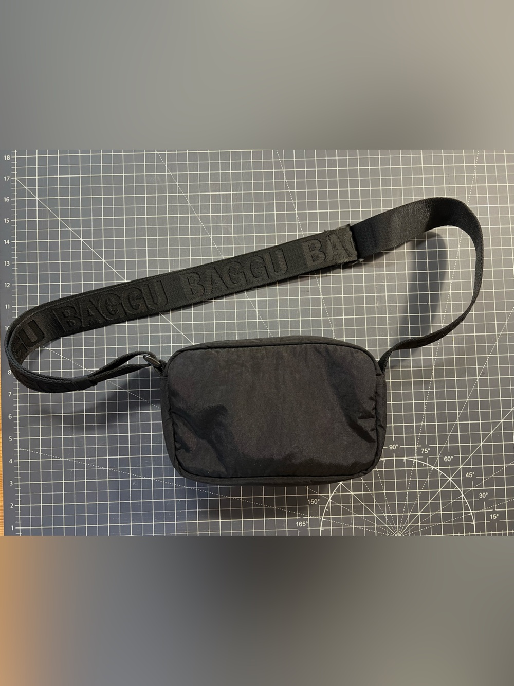 BAGGU Camera Cross Body